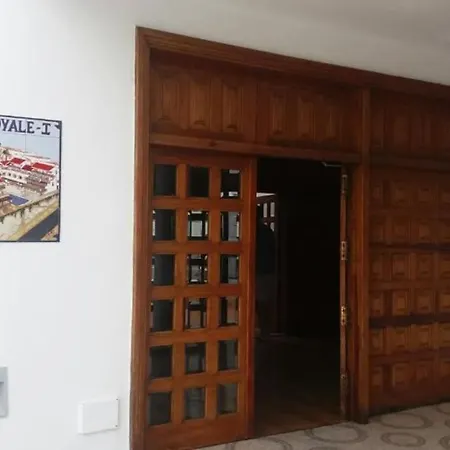 Parque Royal Апартаменты Адехе